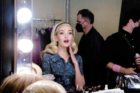 Chloe Fineman Leaked Nude Photos And Videos