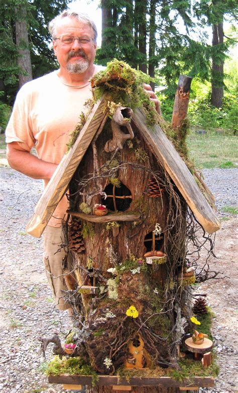 Astounding 21 Amazing Tree Stump Ideas For The Garden