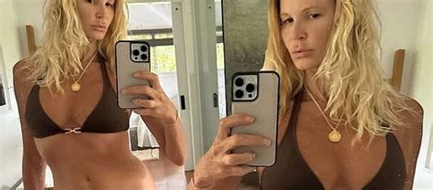 Elle MacPherson 59 Flaunts Her Jaw Dropping Figure In A TINY Bikini