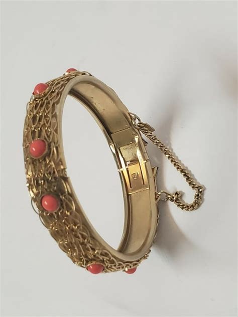 Vintage Kramer Of New York Gold Tone Bracelet Designe Gem