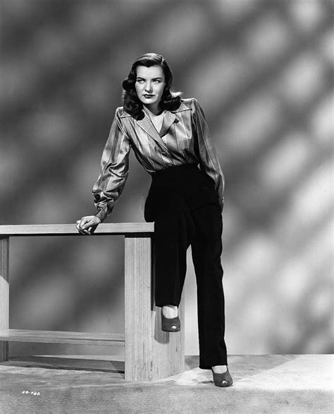 Ella Raines Archives Aenigma Images And Stories From The Movies And