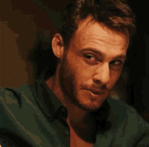 Kerem B Rsin Hot Kerem B Rsin Hot Dizi Discover Share Gifs