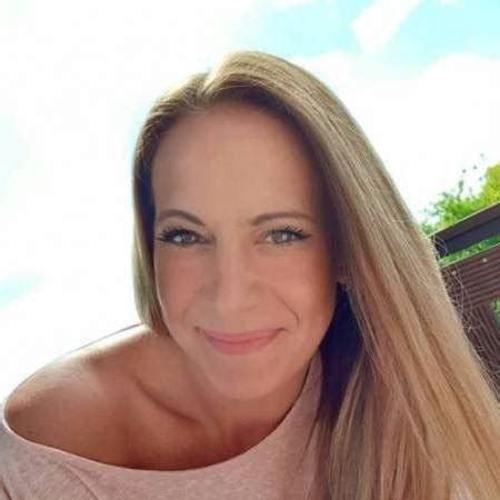 Kim 602 Milf For Sex Dates In Swindon 46 Sex Dating Milfs In Swindon Message Me Milf Sex