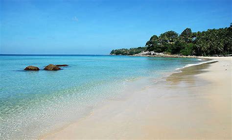 Hotels Surin beach Pansea Bay Phuket Thailand hotel at Surin Beach