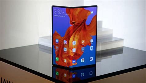 Mate X Lo Smartphone Pieghevole Di Huawei Opinionitech