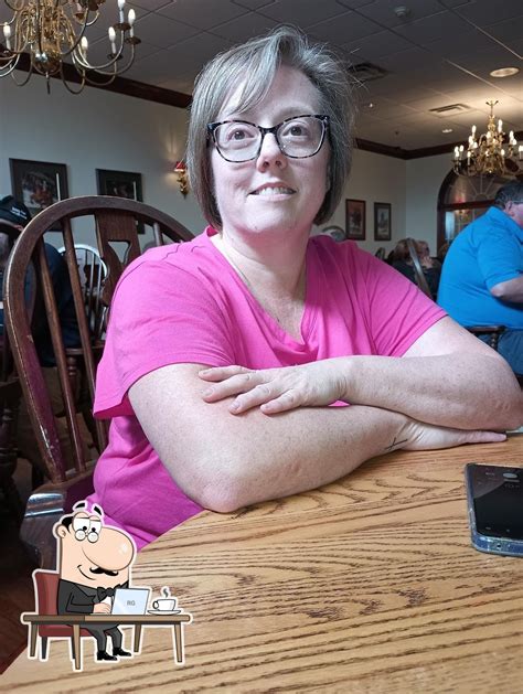 Learn the history of the famous claudia sanders kentucky 1