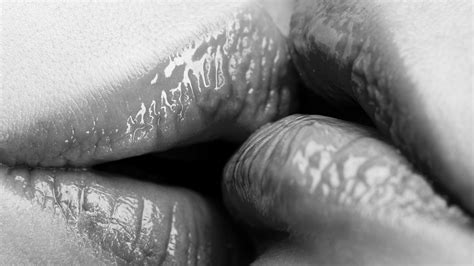 Girls Kissing On The Lips Naked 84 Photos Porn Ddeva