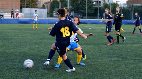 Calcio Il Romagna Women Pareggia Nello Scontro Al Vertice A Modena