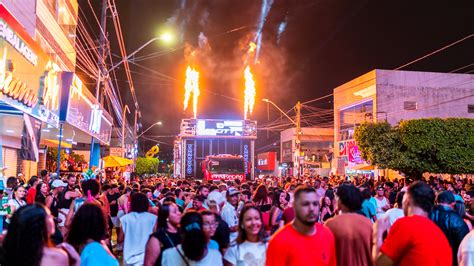 Sucesso E Alegria Marcam O Primeiro Dia De Micareta Pombal Folia