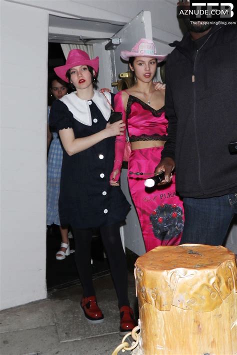 Olivia Rodrigo Sexy Seen Flaunting Her Hot Body At Her Birthday Party