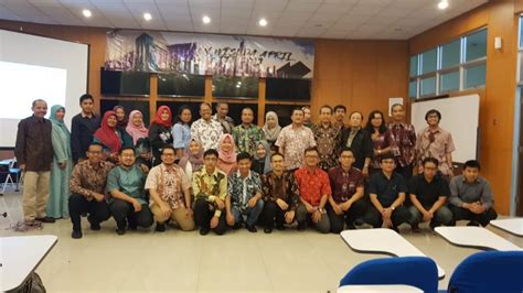 Program Studi Teknik Metalurgi Syukuran Wisudawan Sarjana Teknik