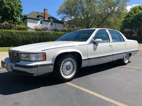 1994 Cadillac Fleetwood Brougham 94 57l 350 California Car One Owner