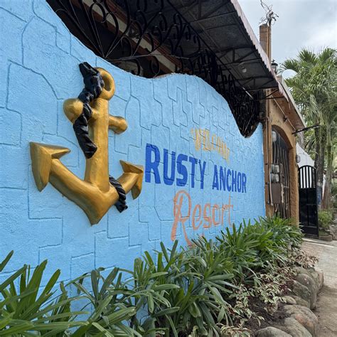 rusty anchor resort   place