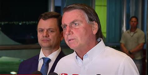 Bolsonaro associa suposta irregularidade em inserções resultado no