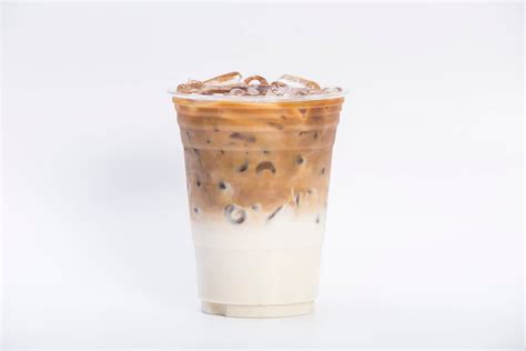 Iced Cappuccino Vs Iced Latte Whats The Difference Drinkstack