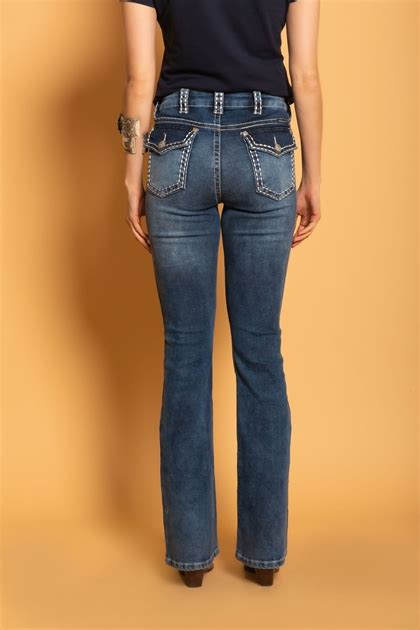 Cal A Feminina Boot Cut Medium Wash Ref R Tassa