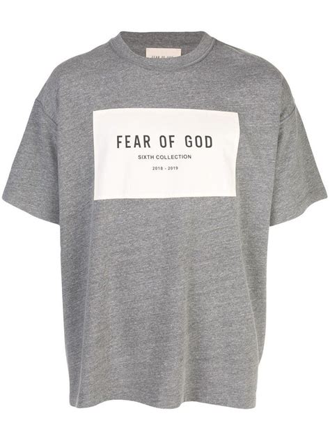 Fear Of God Sixth Collection Logo T-shirt In Grey | ModeSens | Roupas fashion, Roupas, Moda feminina