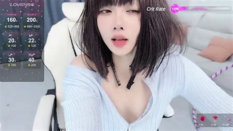 Huang V587 Nude Strip On Cam For Live Porn Video Show Ssexy Net