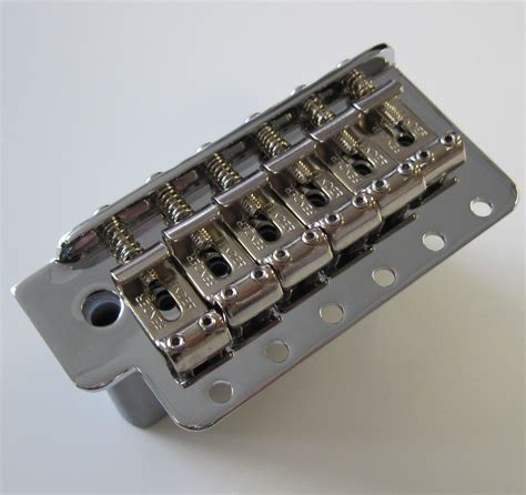 Fender Vintage Narrow Stratocaster Tremolo Assembly 0992070000