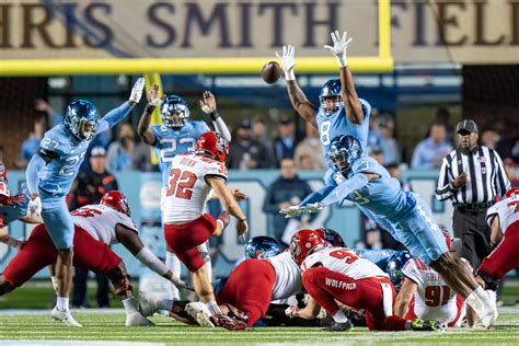 Photo Gallery: UNC vs. N.C. State Football - Chapelboro.com