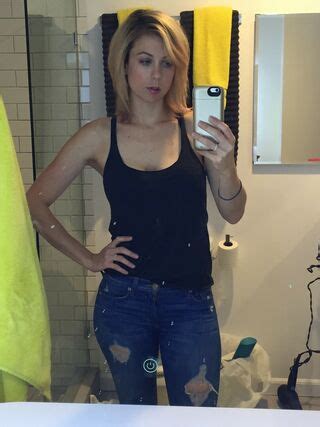 Iliza Shlesinger Ilizas Nude OnlyFans NudoStar TV