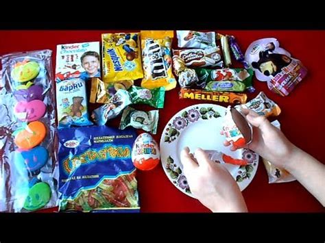 Киндер сюрпризы в школьном подарке. Что в киндерах? - YouTube