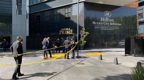 Macabro Hallazgo A Las Afueras De Un Hotel En El Centro Encuentran Un