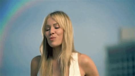 Natasha Bedingfield 'Pocketful Of Sunshine' music video - Natasha ...