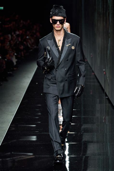 Collection Versace Men Fall Ready To Wear Milan