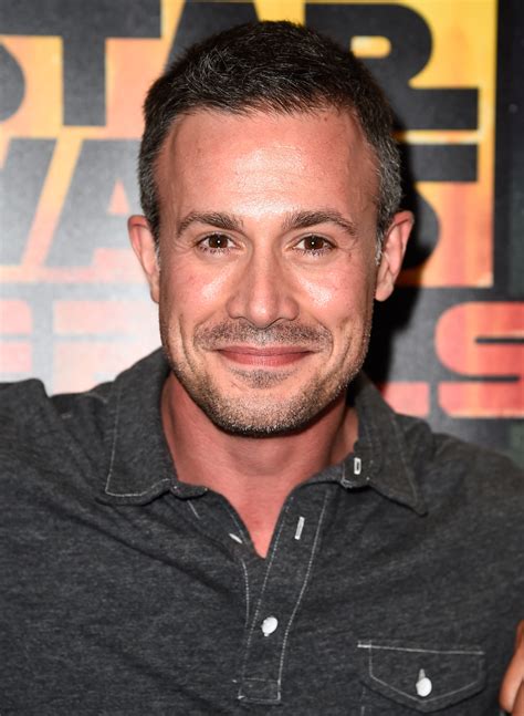 Freddie Prinze Jr. Almost Quit Acting Because of Kiefer Sutherland But