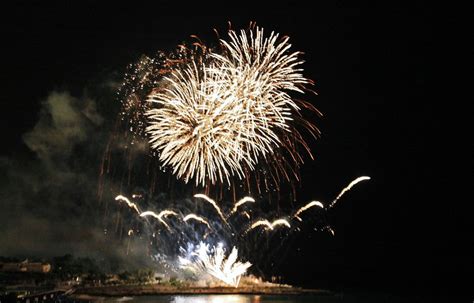 Foto Fuegos Artificiales Tarragona Catalu A Espa A