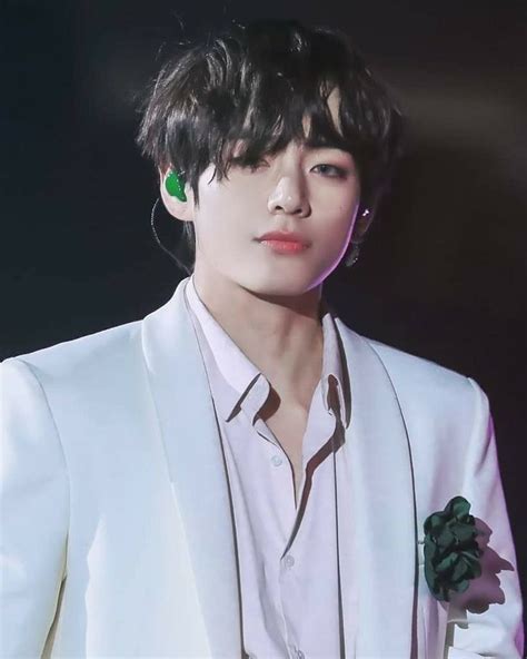 Pin By Smiley Angel On Kim Taehyung Korean Model Kim Taehyung Kim