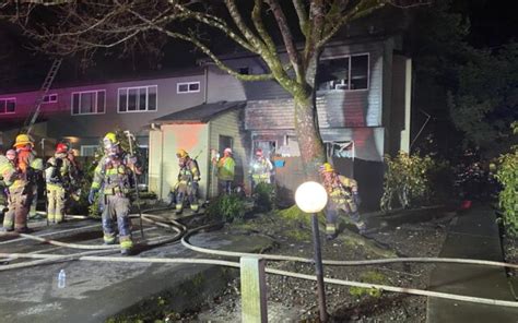 Beaverton Apartment Fire Leaves Families Homeless Kxl