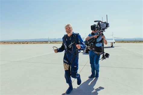 Richard Branson Unity 22 Virgin Galactic Globetrender