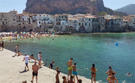 Cefalu beach III (Cefalu, Sicily) on the map with photos and reviews🏖️ ...