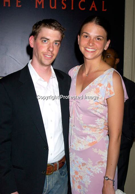 1383 Sutton Foster And Christian Borle Robin Platzertwin Images