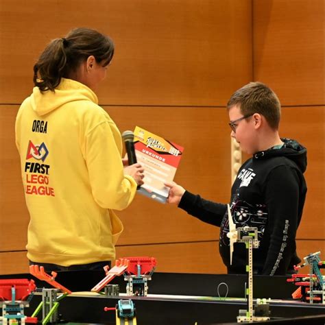 Erster Pr Senzwettbewerb Der First Lego League In Th Ringen