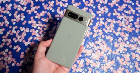 Google Pixel 7 Pro review: 4 features we love and 2 we don't