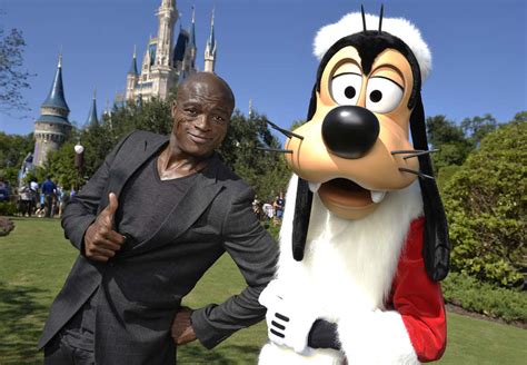 What Its Like To Work As A Disney World Mascot Goofy Reddit Ama