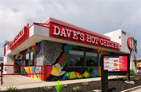 Daves Hot Chicken Opens Its First Location In Las Vegas Eater Vegas
