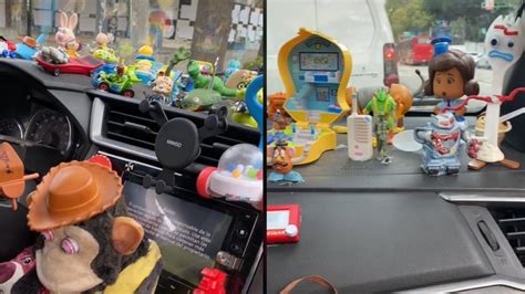 Un conductor se vuelve viral por la colección de Toy Story con la que