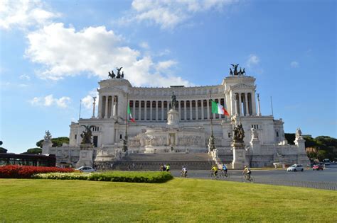 Rome Wandeltocht Langs De Hoogtepunten Van De Stad Getyourguide