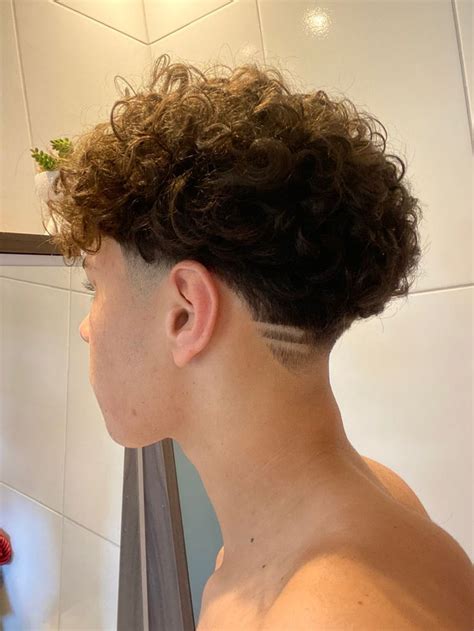 Pin On Hair Taper Fade Curly Hair Low Fade Curly Hair Men Haircut