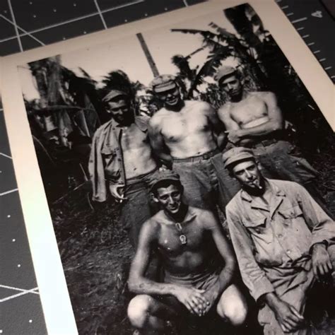 1940S SHIRTLESS ARMY Men Jungle Beefcake Man Vintage Gay Int Snapshot