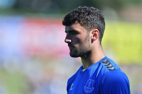 Everton coach tells young players to emulate Tom Cannon