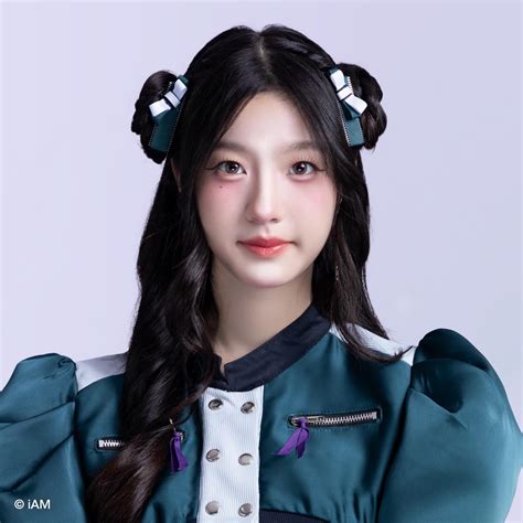 ファイル:2025年BNK48プロフィール Niya.jpg - エケペディア