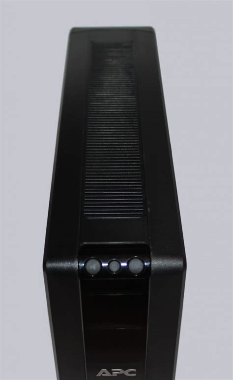 APC Back-UPS Pro 900 UPS Review Layout, design and features