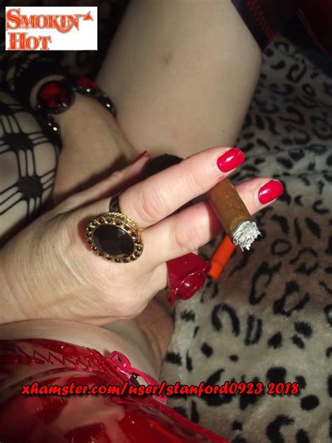 SMOKING HOT SLUT 2018 97 Pics XHamster