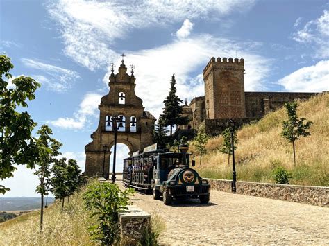 Disfruta Del Turismo De Bienestar En La Sierra De Aracena Ciudad De