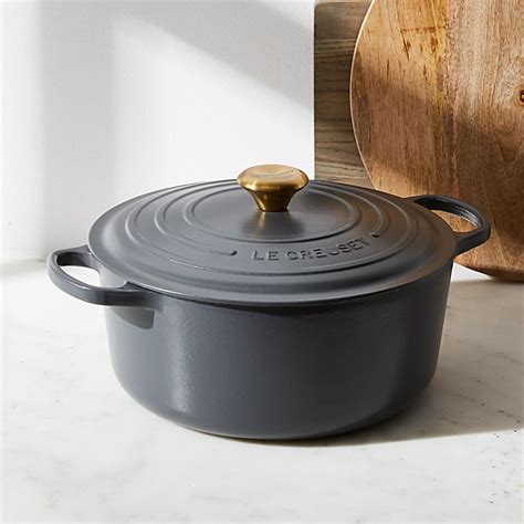 Le Creuset Signature 7 25 Qt Graphite Grey Round French Oven Crate